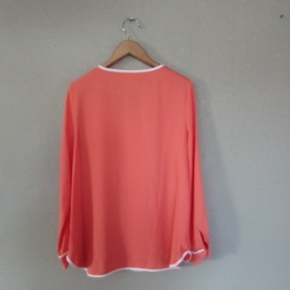 Women's Coral Blouse - Picture 3 of 3